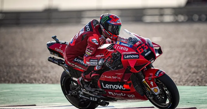 MotoGP, Portogallo 2021: miglior tempo per Bagnaia, Marquez sesto