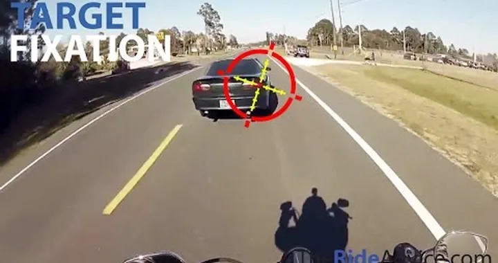 Motorcycle Target Fixation - What is Target Fixation and How to Avoid Target Fixation