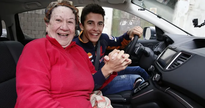 Passaggio in auto da Marc Marquez [Video]