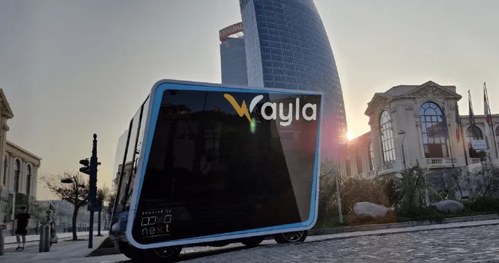 Sembrano provenire dal futuro, sono i nuovi mezzi della mobilità urbana di Milano