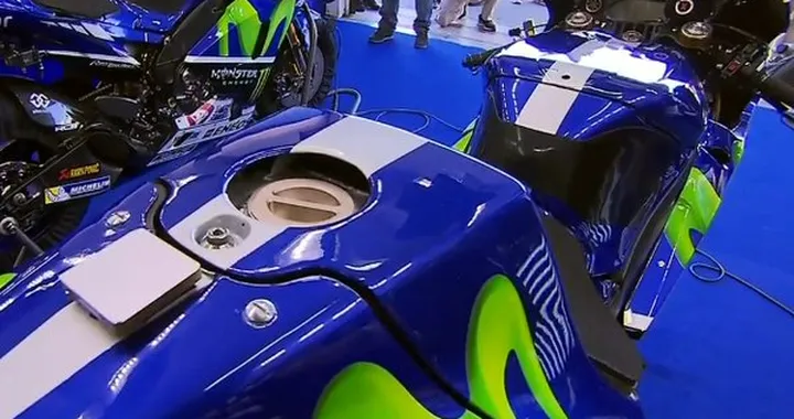 MotoGP Jerez 2016: la Yamaha e quel rabbocco dal codone al mattino
