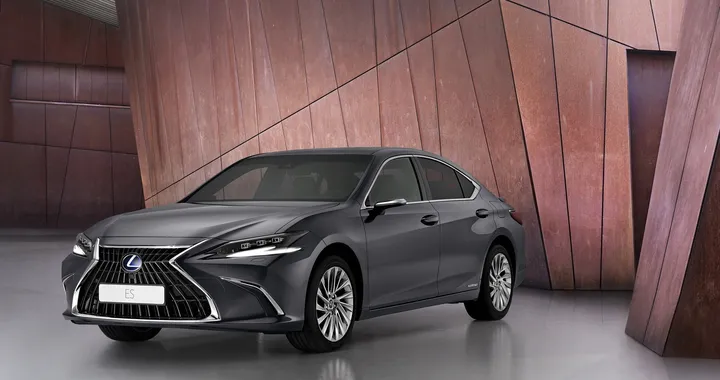 Nuova Lexus ES 2021: tutte le caratteristiche del restyling