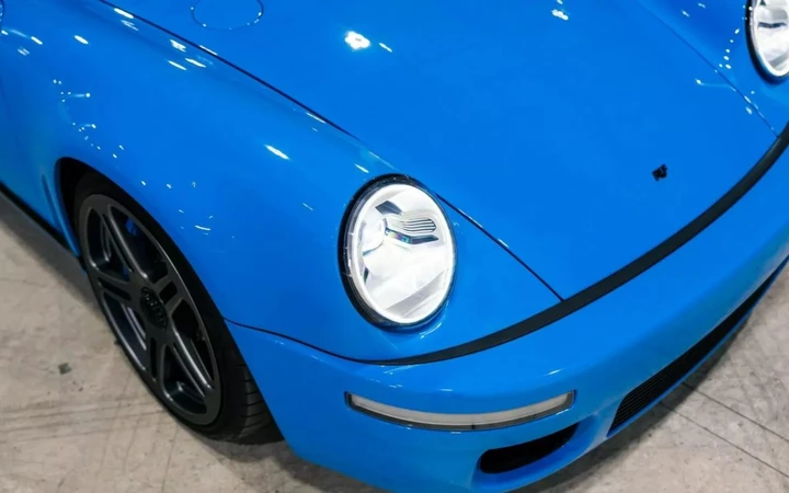 Può sembrare, ma non è una Porsche: è molto più cattiva
