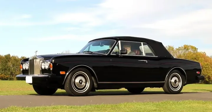 La Rolls-Royce dei 70 anni di Frank Sinatra venduta all'asta