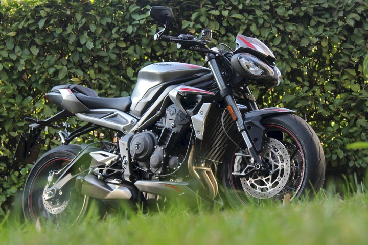Triumph Street Triple 765 RS: la prova (VIDEO)