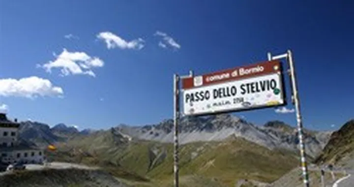 Pedaggio per salire sullo Stelvio