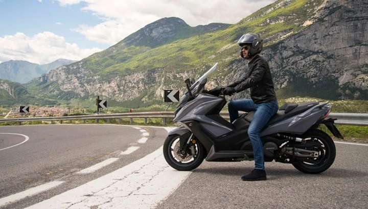 Kymco AK 550 2017: da giugno nelle concessionarie