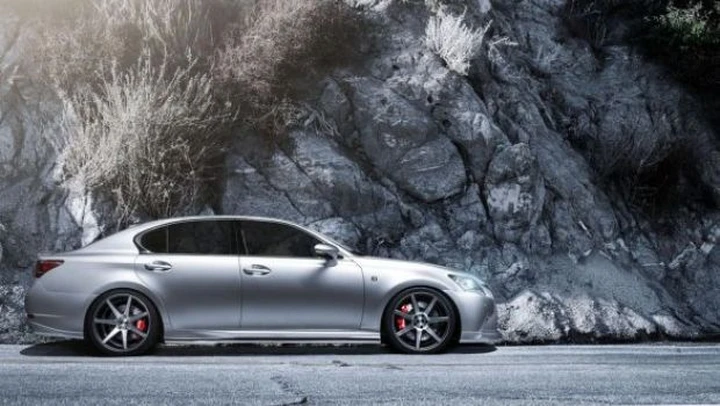 Lexus GS 350 F-SPORT: al SEMA con motore sovralimentato. Un'elaborazione anche su base LS