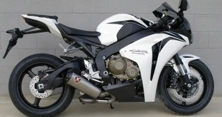 Ixil Xtrem Oval Short inox per Honda CBR1000RR 2008