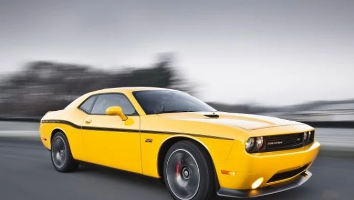 Dodge Challenger SRT8 392 Yellow Jacket
