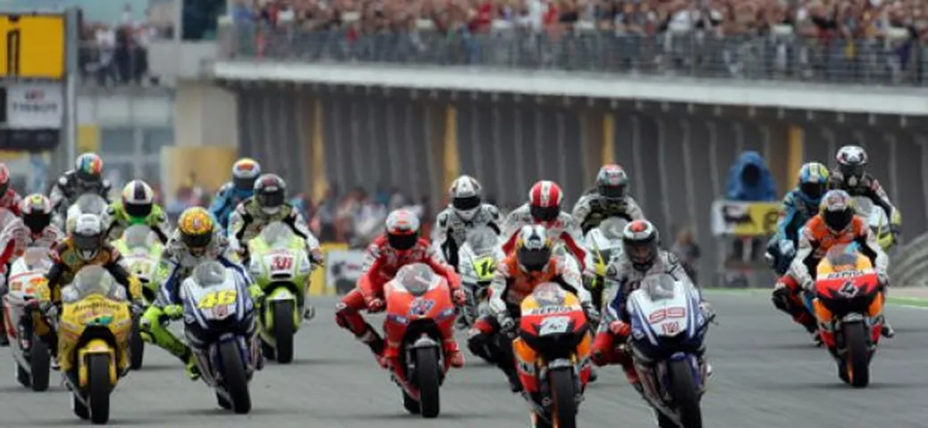 Motomondiale: regolamento 2011, si torna a 4 sessioni di prove. Griglie 