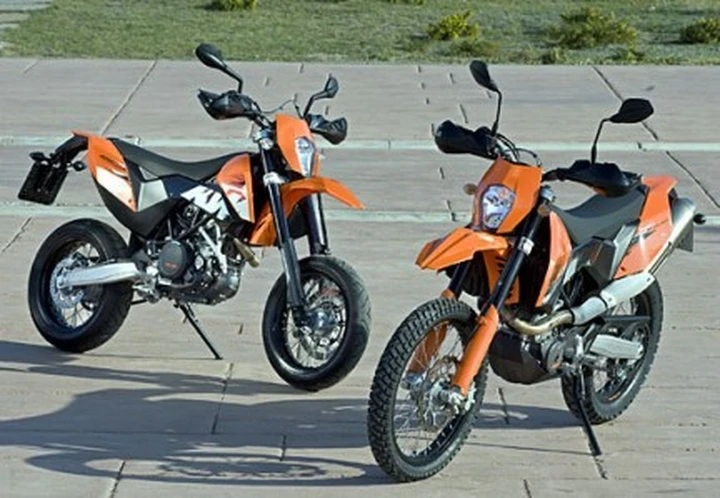 KTM 690 Enduro e 690 SMC