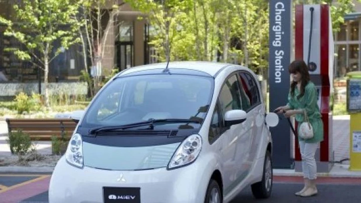 Mitsubishi I-Miev: negli Stati Uniti anche la versione a benzina