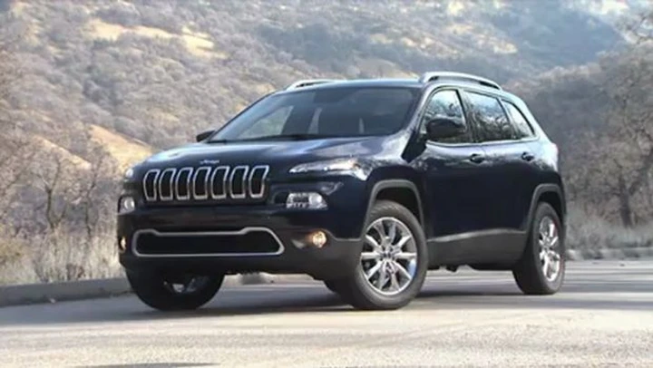 Jeep Cherokee: video del SUV americano
