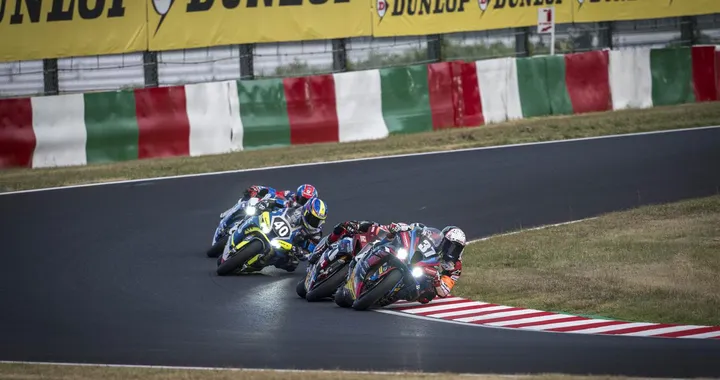 BMW Motorrad World Endurance Team conquista importanti punti a Suzuka