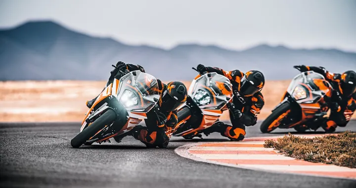 KTM RC 125 e RC 390 2022: design da MotoGP e caratteristiche tecniche da segmento superiore