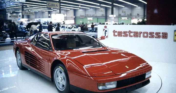 Ferrari Testarossa: 40 anni di leggenda a Milano AutoClassica
