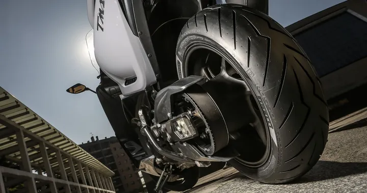 Pirelli gamma scooter 2017: Angel e Diablo Rosso
