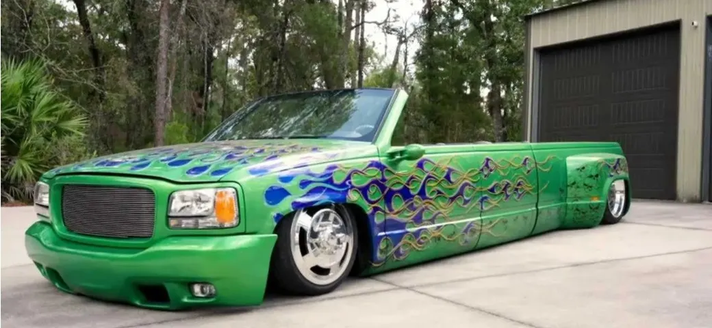 Un pick-up Chevrolet diventa una cabriolet a 7 posti