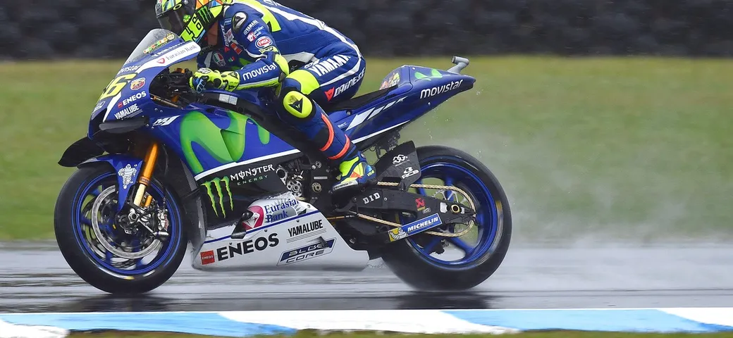 MotoGP Australia 2016: la pioggia cancella le FP2, Crutchlow il migliore nelle FP1 [FOTO]