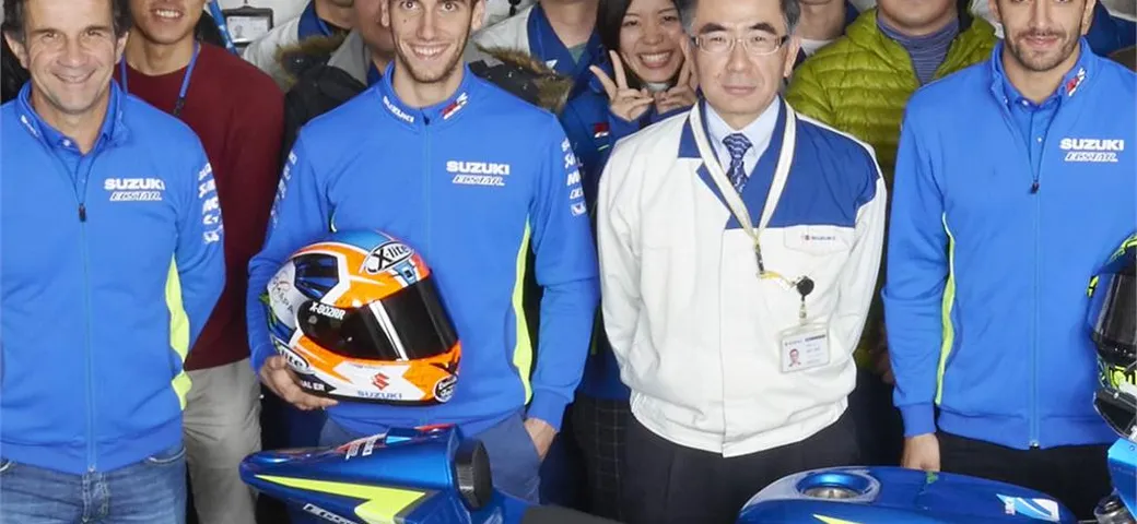 MotoGP: Iannone e Rins visitano la Suzuki