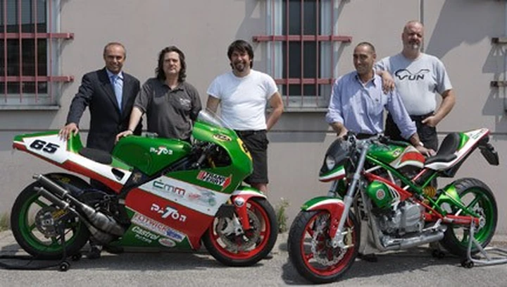 Una Paton 500GP ed una CR&S Vun al TT 2007