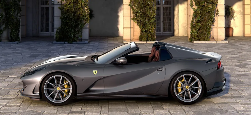 Ferrari 812 GTS: ecco la variante spider della Superfast