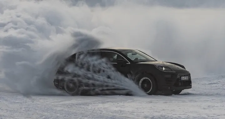 Porche Macan EV: foto spia e informazioni ufficiali