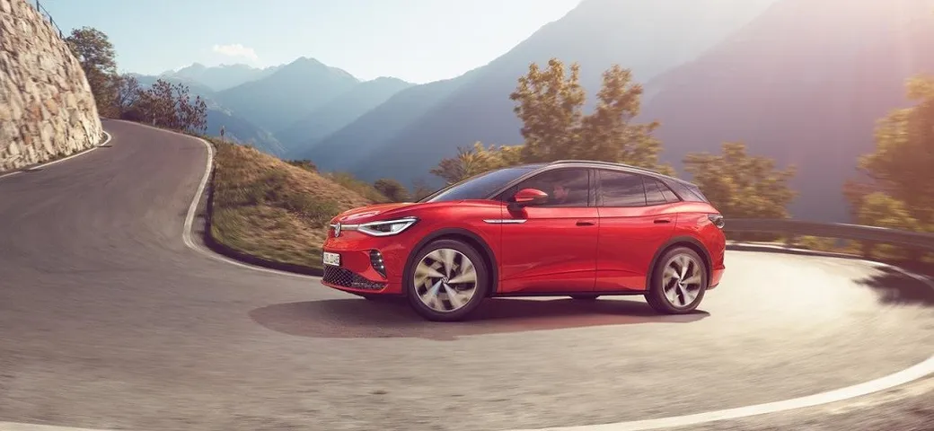 Volkswagen ID.4 GTX: via alle ordinazioni, prezzo da 54.650 euro