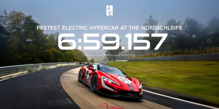L'auto da record al Nurburgring non è europea, giro completo sotto i 7 minuti