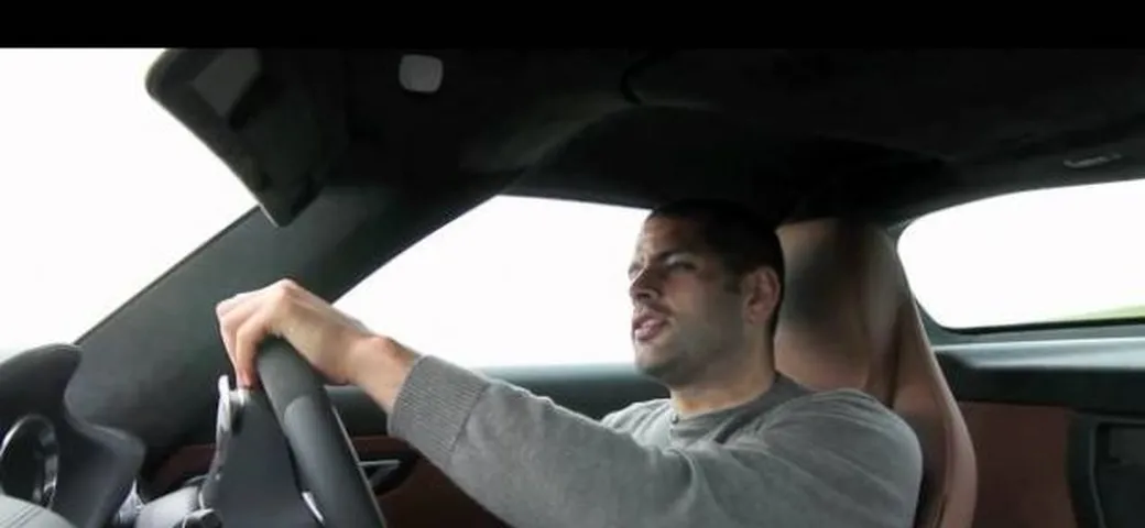 Video: Chris Harris di EVO prova la Mercedes SLS AMG