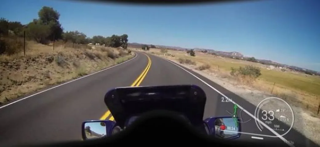 Nuviz Ride:HUD, l'Head-Up Display per il casco [video]
