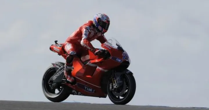 Il "canguro" Stoner  stordisce tutti e fa il poker! Poi Lorenzo e Rossi.