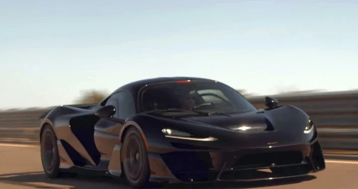 McLaren W1, la hypercar compie 5.000 km fra deserto e ghiaccio