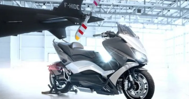 Yamaha TMAX Hyper Modified: la versione di Ludovic Lazareth