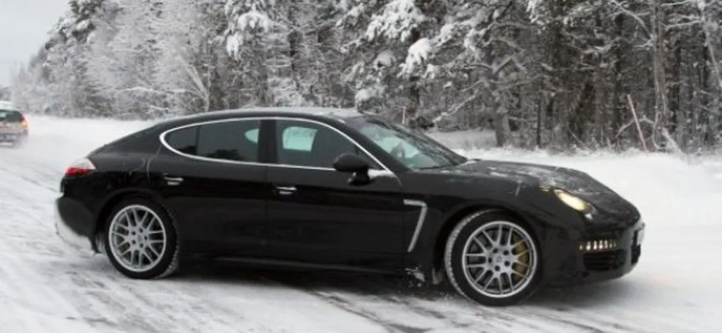 Porsche Panamera: nel 2013 debutterà il restyling con nuovi motori ed un'estetica rivoluzionata