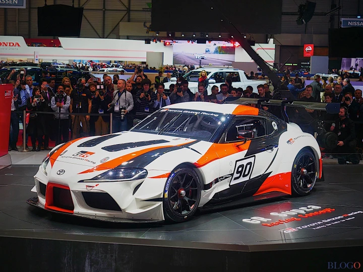 Toyota: il prototipo GR Supra Racing al Salone di Ginevra 2018