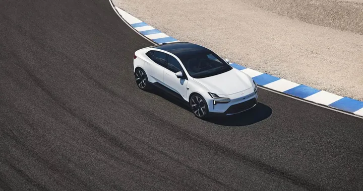 Promozione Polestar 4, sconto di 7.000 euro: ma non per sempre