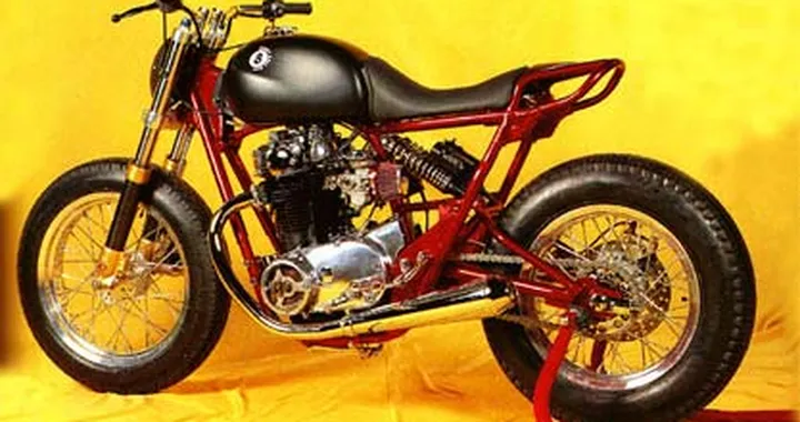 Firestarter Garage, Eight Ball Boy