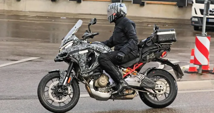 Ducati Multistrada V4: le nuove foto spia