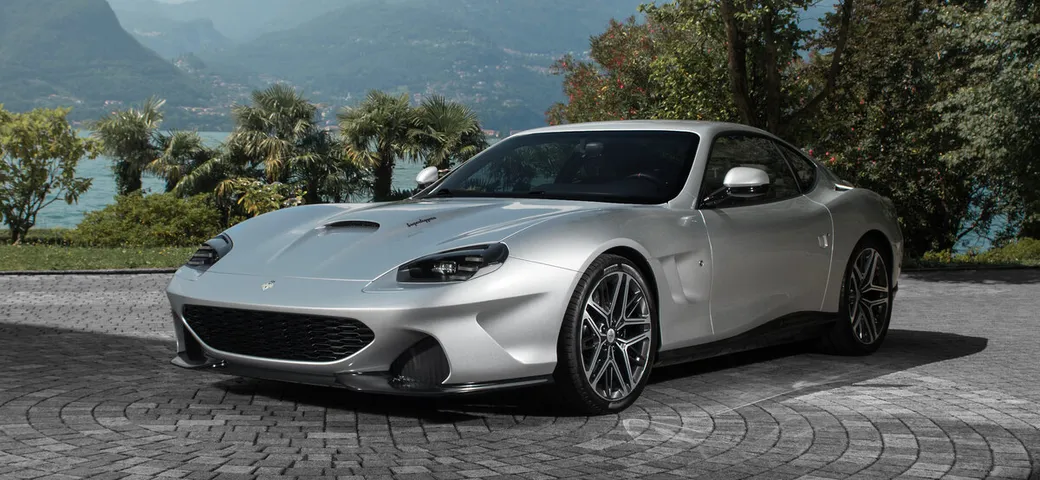 Touring Superleggera Veloce12: inno all'aspirazione con 503 CV