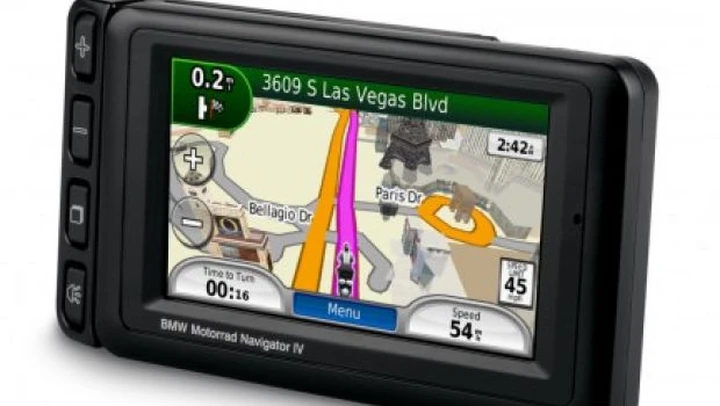 BMW Motorrad Navigator IV - sistema di navigazione più veloce e più potente