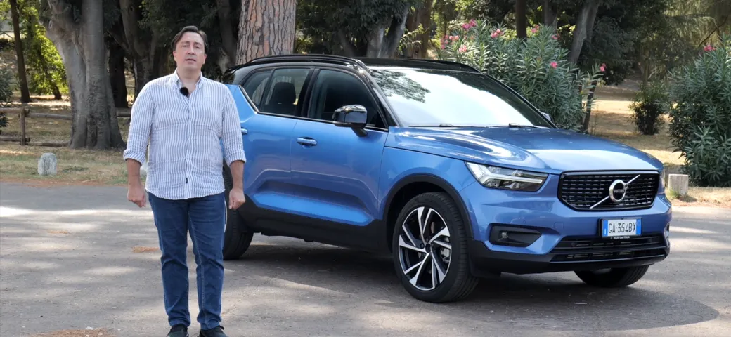 Volvo XC40 T4 Recharge: prova su strada