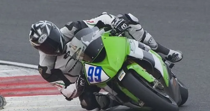 WSBK a Valencia: Luca Scassa, "Cresce il feeling con la moto"