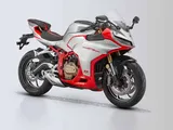 QJMotor SRK 450 RR: la rivoluzione delle sportive di media cilindrata