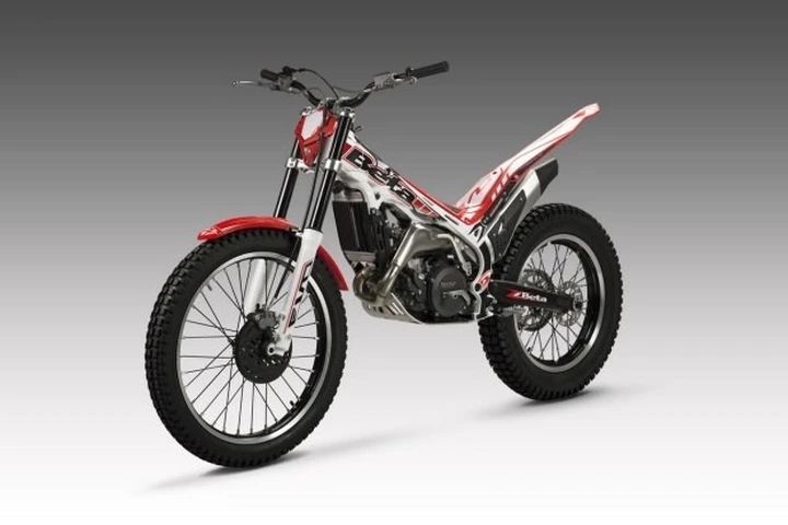 Beta presenta la nuova gamma trial EVO 2015