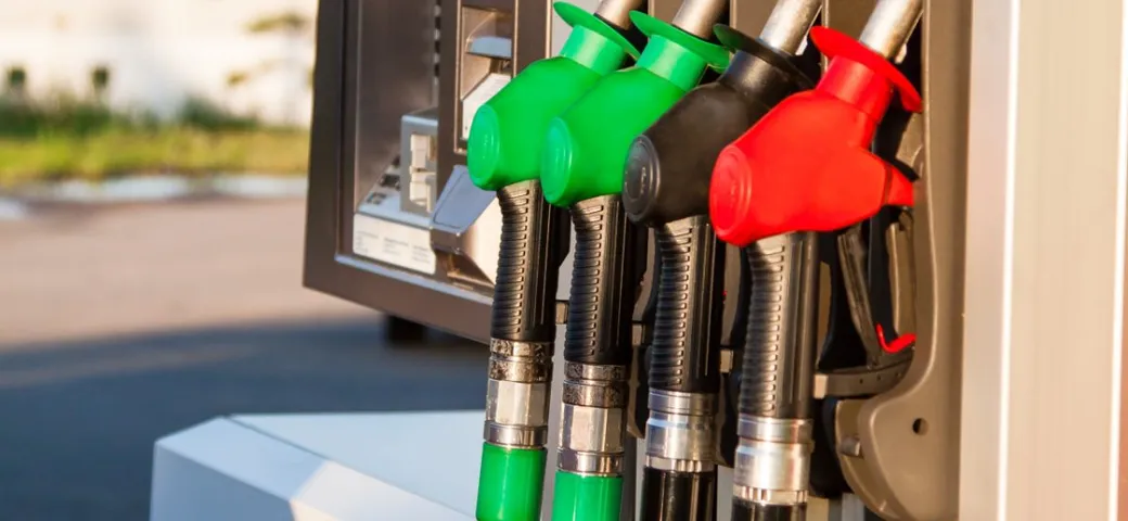 Prezzi benzina e gasolio in aumento: le reazioni dei consumatori