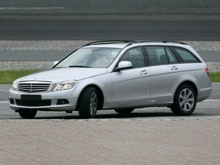 Mercedes Classe C SW: quasi senza camuffature
