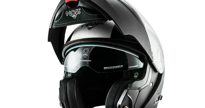 Casco moto NOS NS-8 Triton White: pratico e sicuro