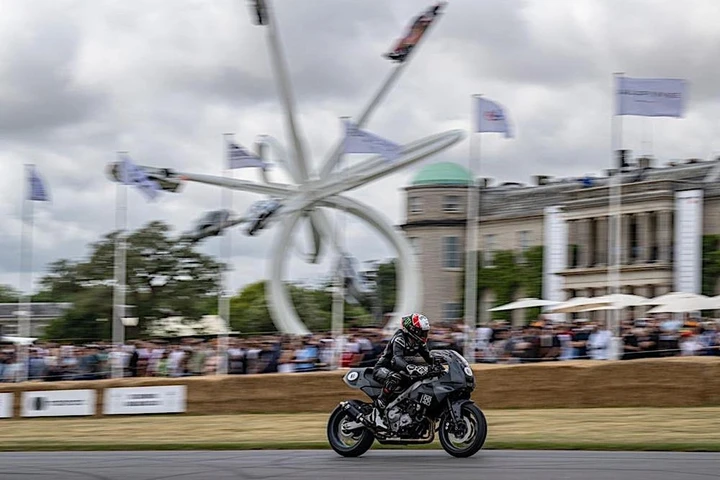 ingrandisci immagine